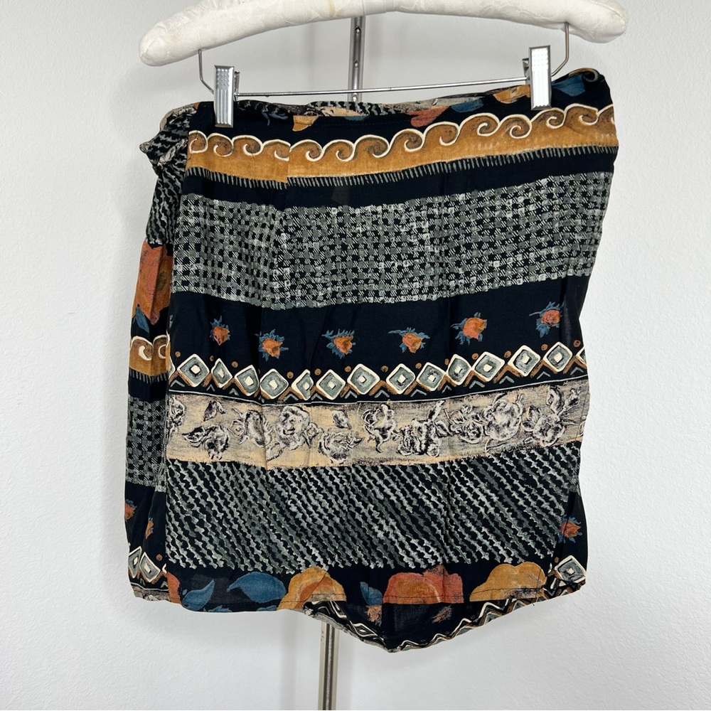 🔹 Vintage Blue Rayon Wrap Skirt
